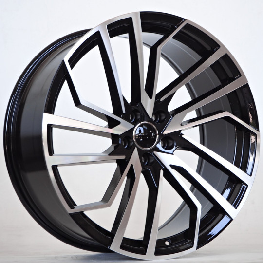 Set van 4 velgen Comet voor Cupra Born