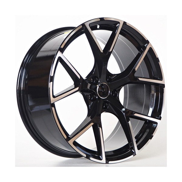 4 vanteen sarja Blade Cupra Raval -mallille